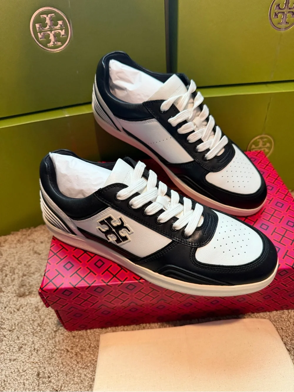 Tory Burch Black/ White Clover Court Sneakers - Picture 3 of 10